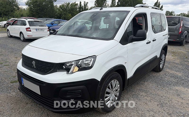 Peugeot Rifter 1.2T Active