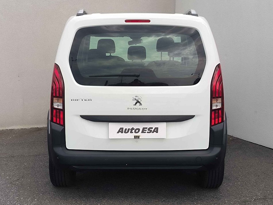Peugeot Rifter 1.2T Active