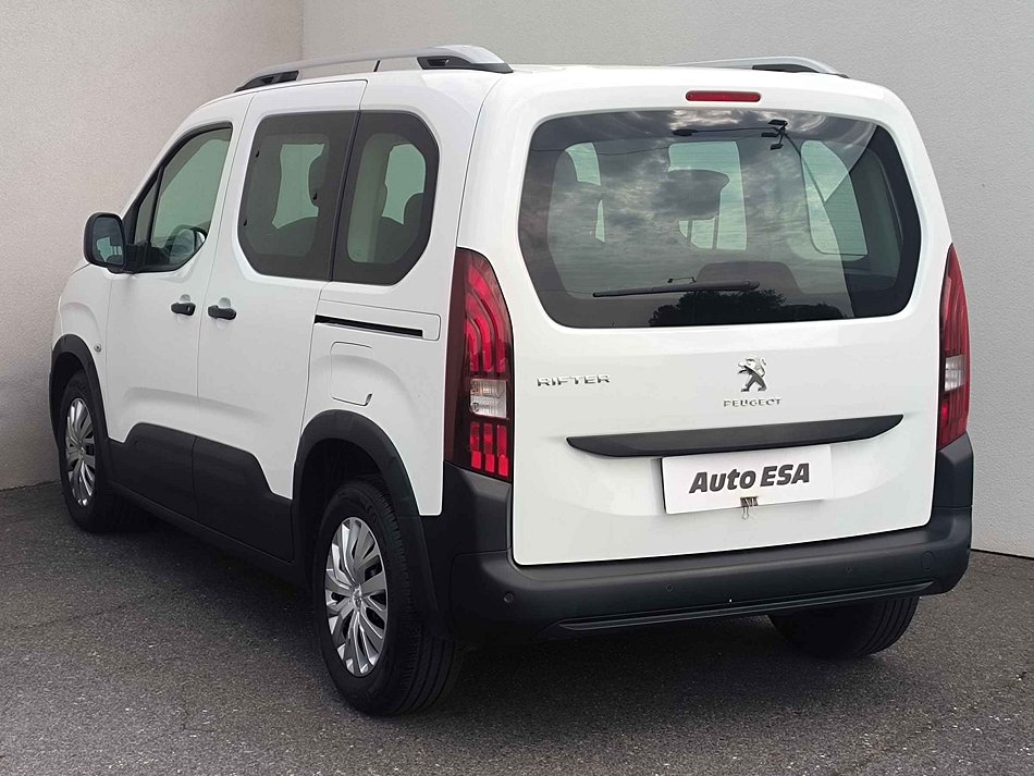 Peugeot Rifter 1.2T Active