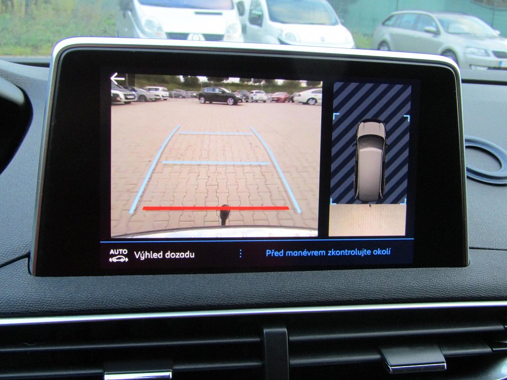 Peugeot 5008 1.2 PT Allure 7míst