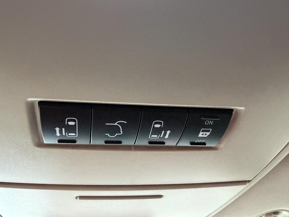 Lancia Voyager 3.6 V6 