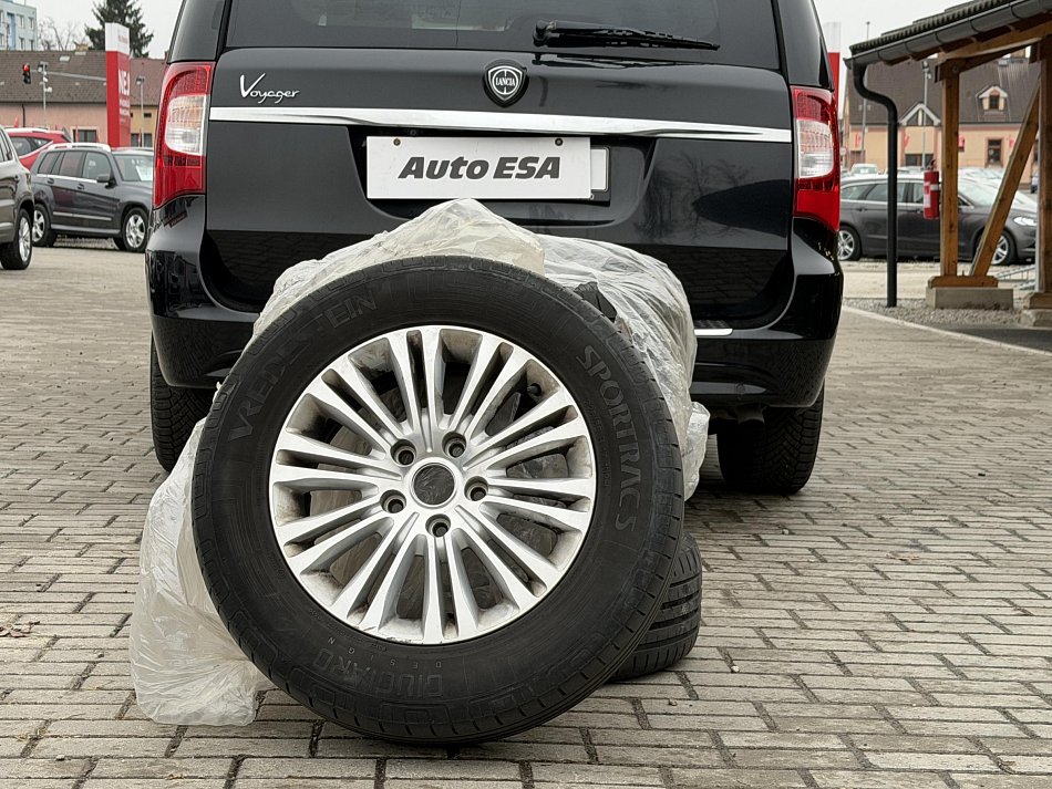 Lancia Voyager 3.6 V6 