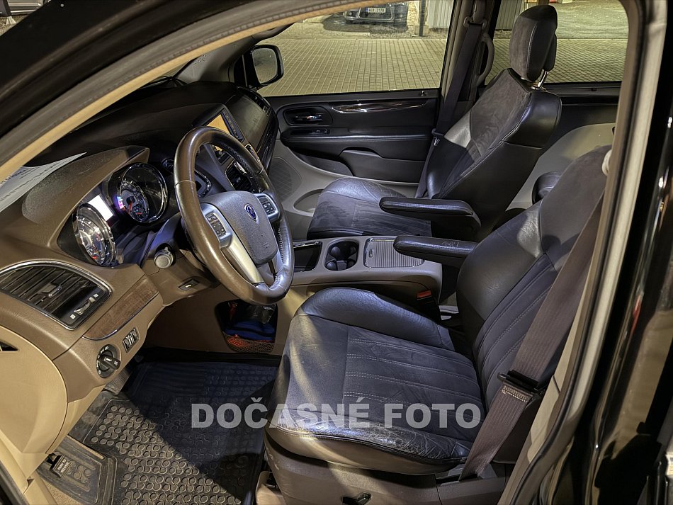 Lancia Voyager 3.6 V6 