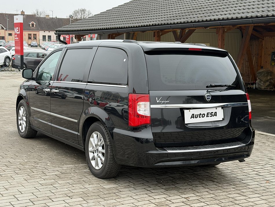 Lancia Voyager 3.6 V6 