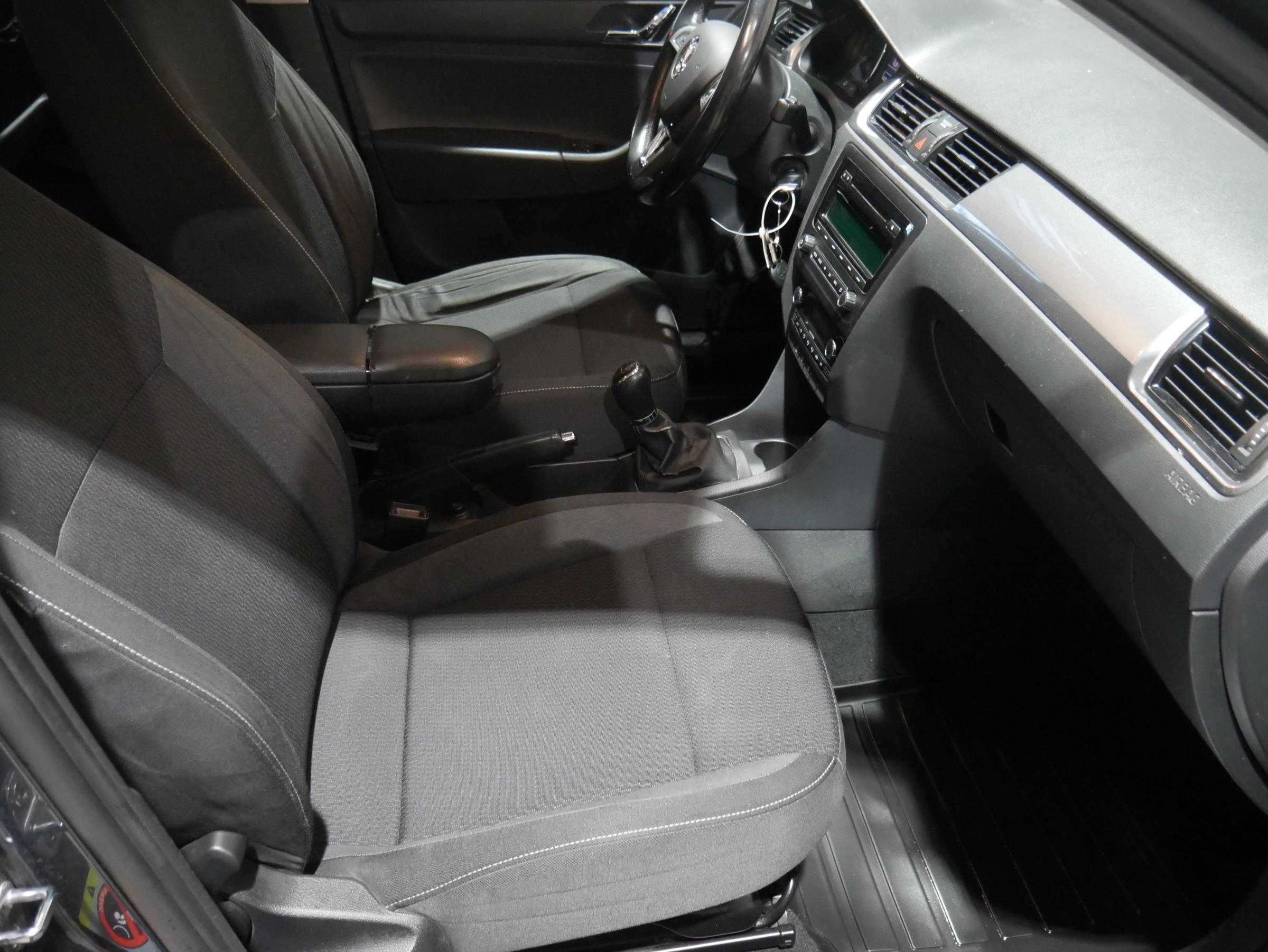 Škoda Rapid, 2014 - pohled č. 12