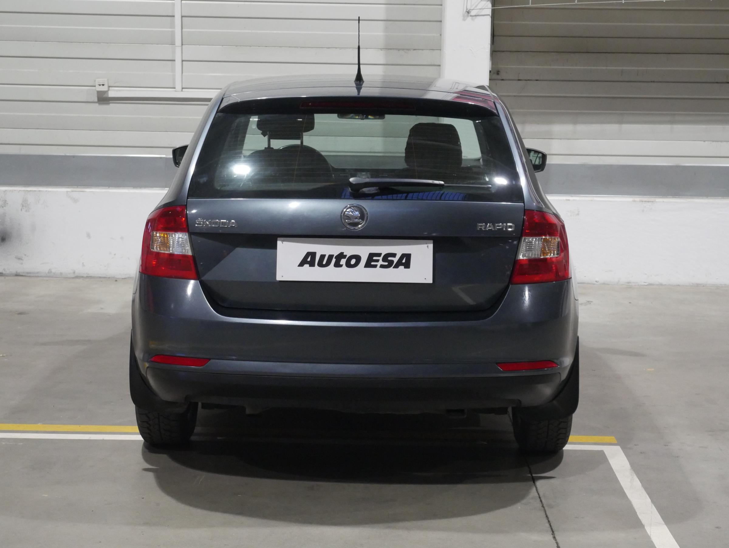 Škoda Rapid, 2014 - pohled č. 5