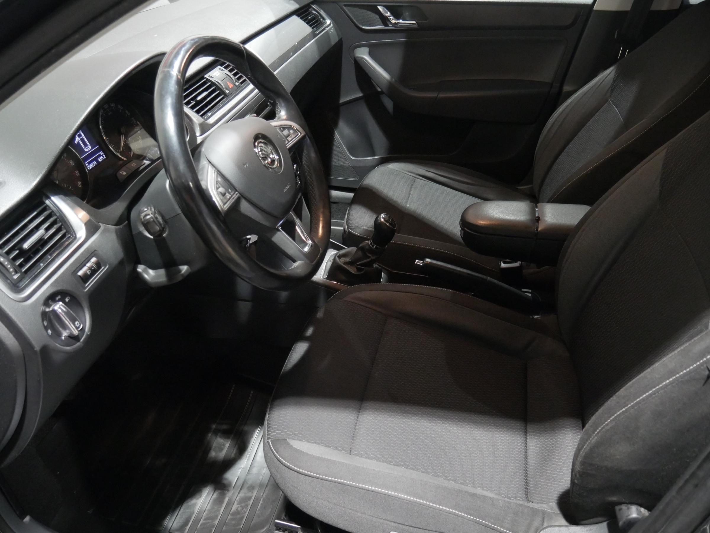 Škoda Rapid, 2014 - pohled č. 9