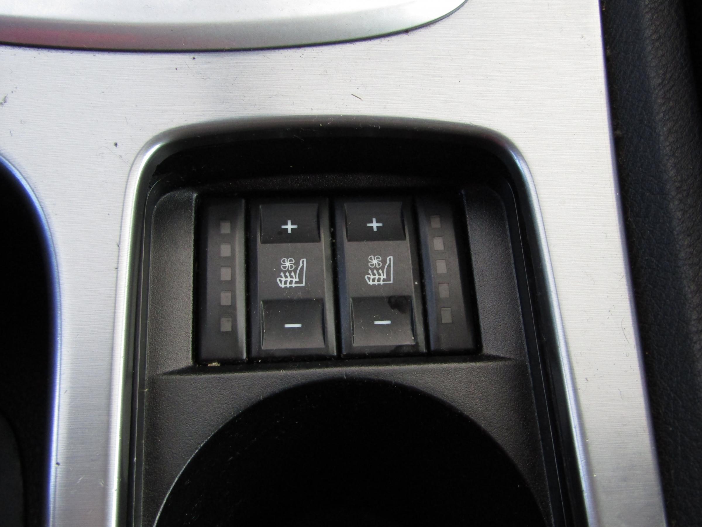 Ford Mondeo, 2012 - pohled č. 14