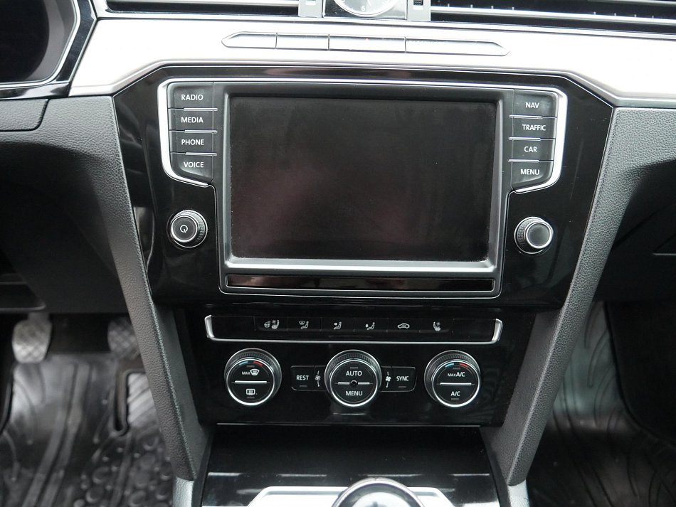 Volkswagen Passat 2.0 TDi 