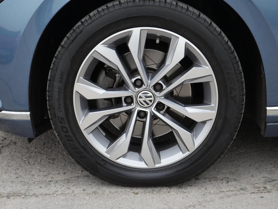 Volkswagen Passat 2.0 TDi 