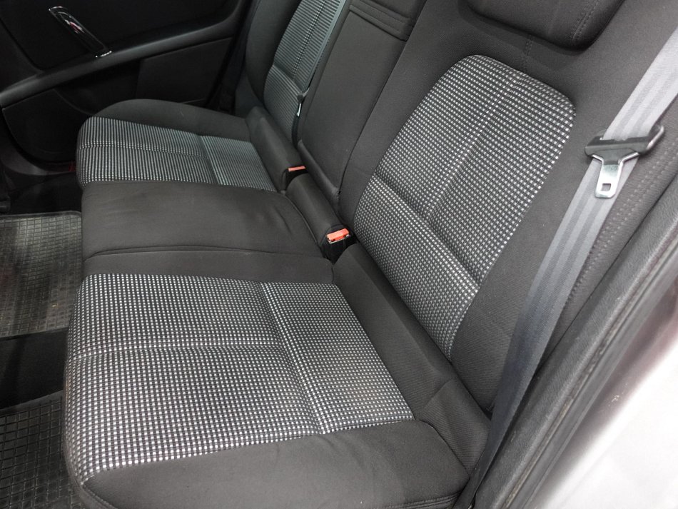 Peugeot 407 2.0 HDI 