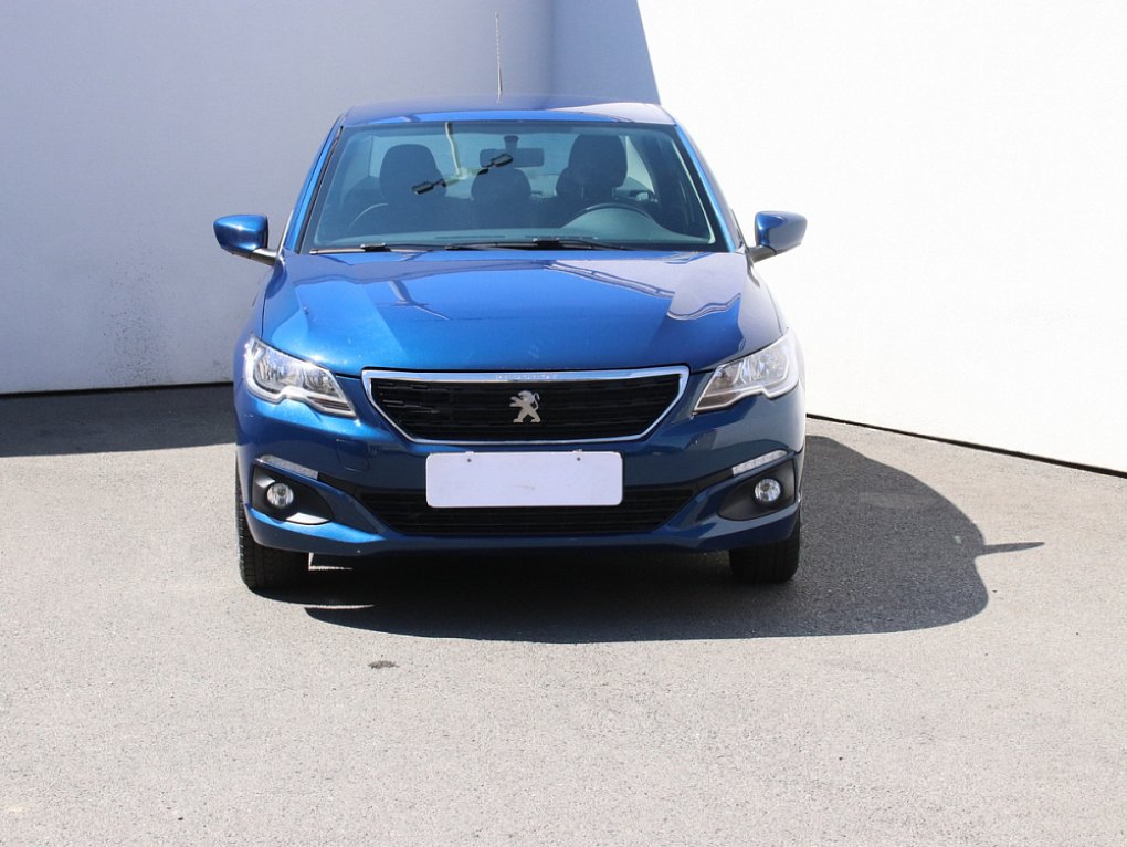 Peugeot 301 1.6i 