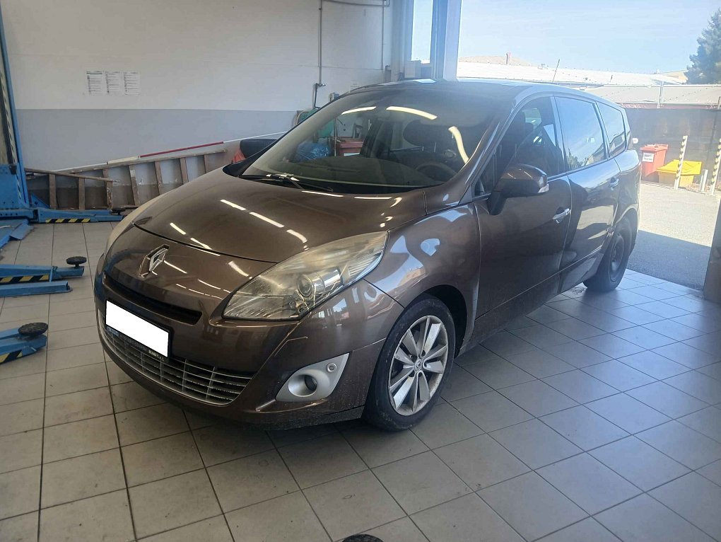 Renault Scénic 2.0 i 