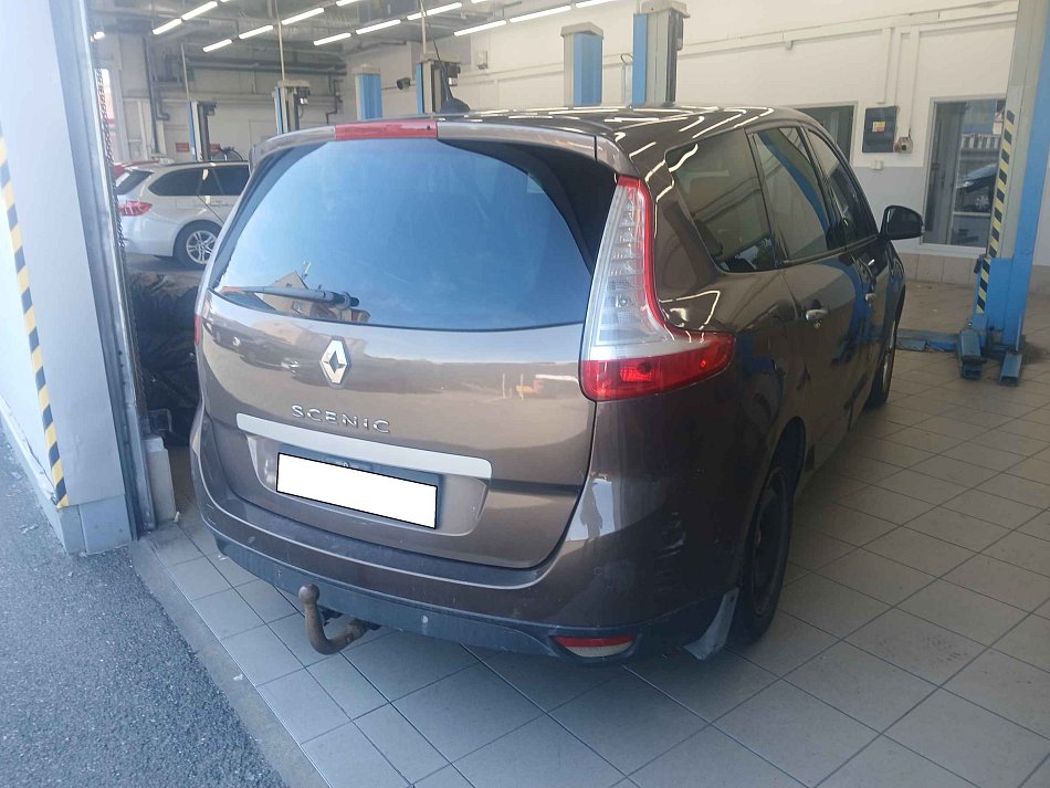 Renault Scénic 2.0 i 