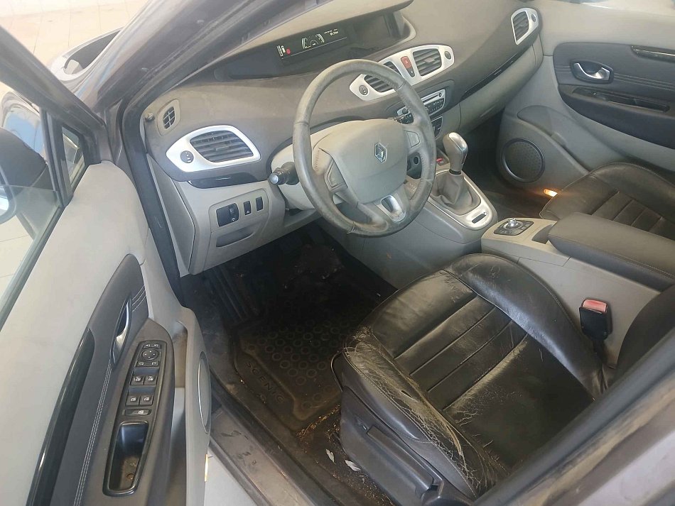 Renault Scénic 2.0 i 