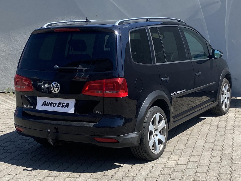 Volkswagen Touran 1.6 TDi CROSS