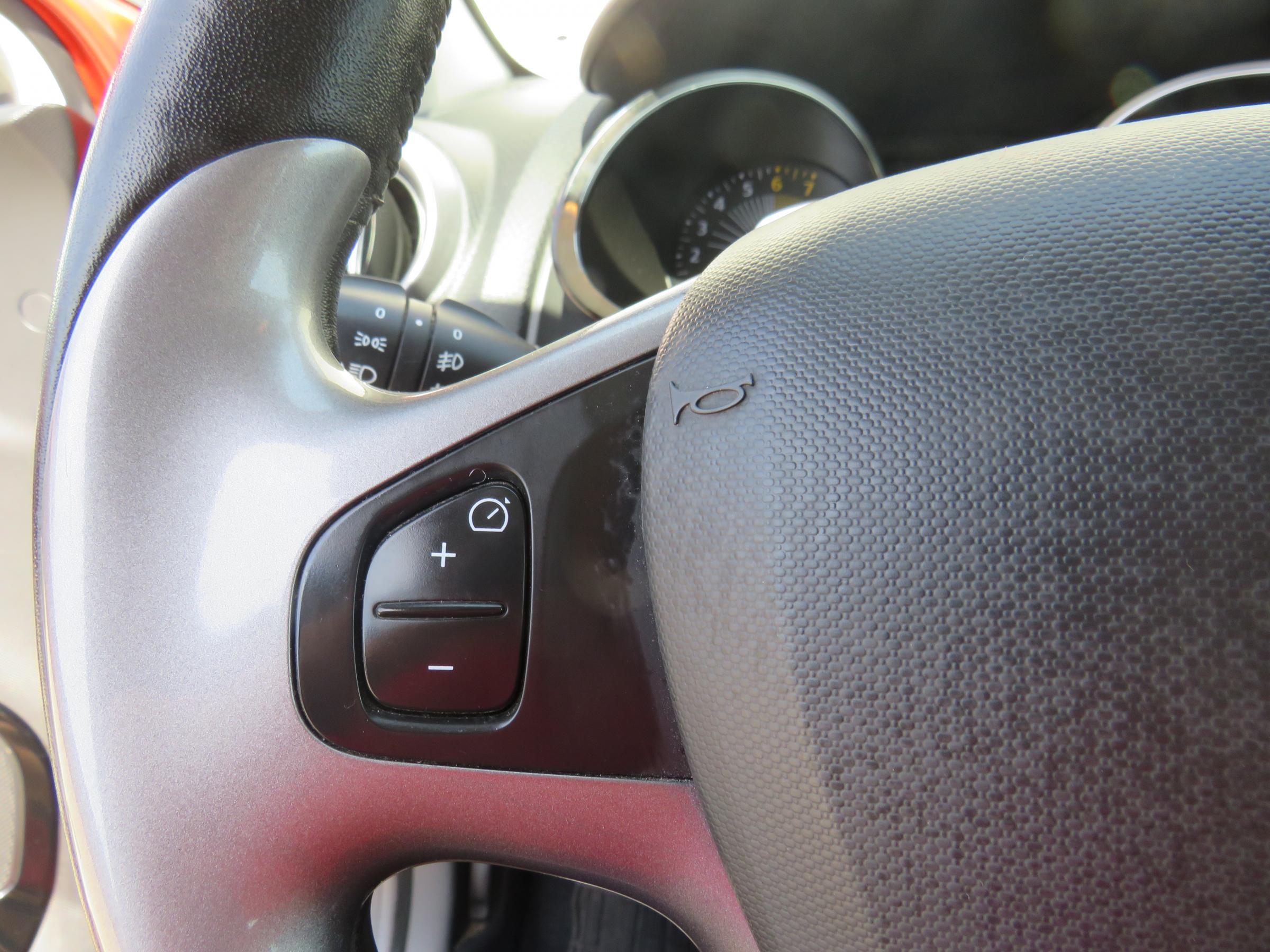 Renault Clio, 2015 - pohled č. 17