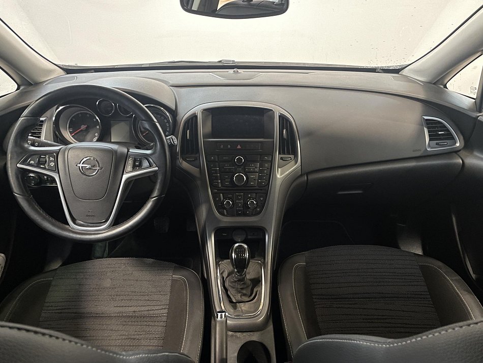 Opel Astra 1.6 CDTi 