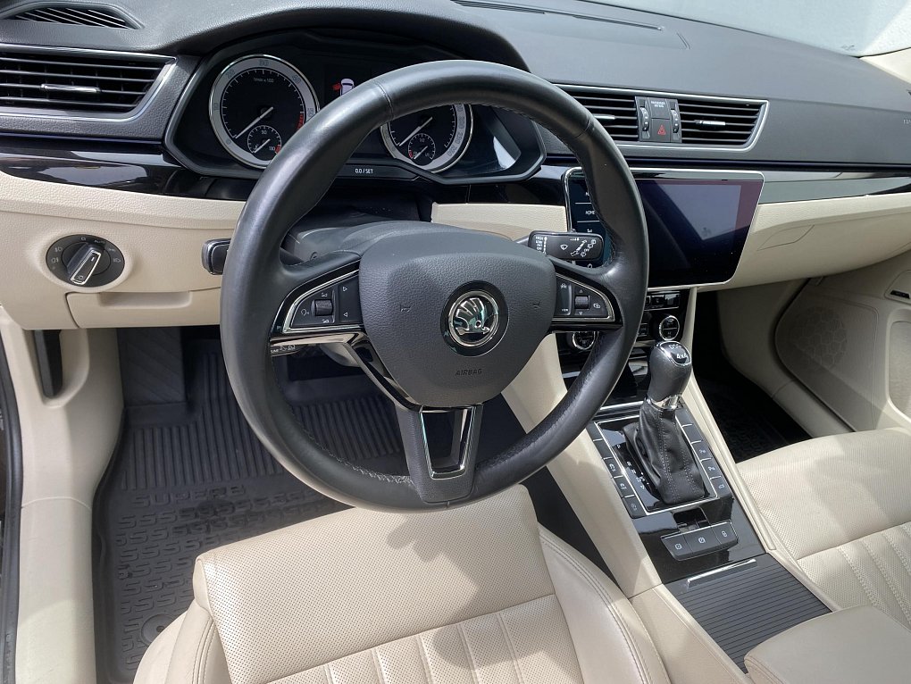 Škoda Superb III 2.0 TDi L&K 4x4