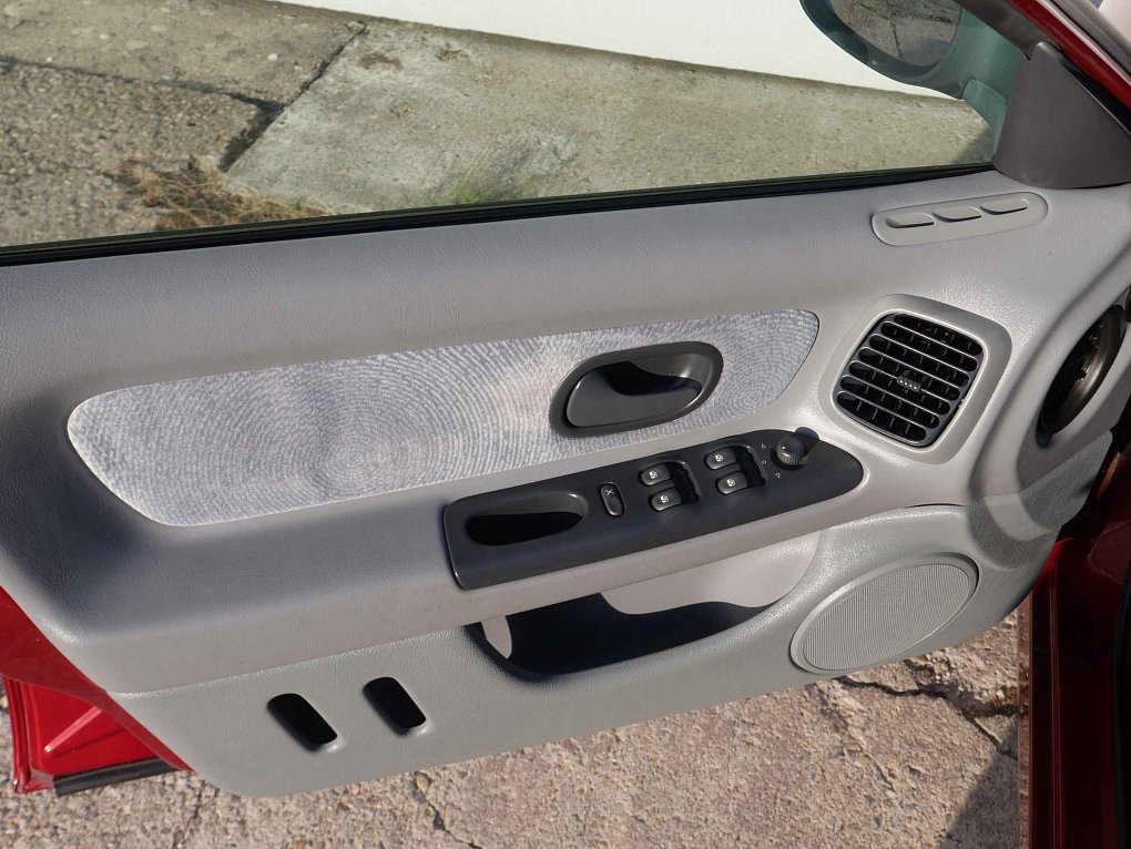 Renault Laguna 1.6i 