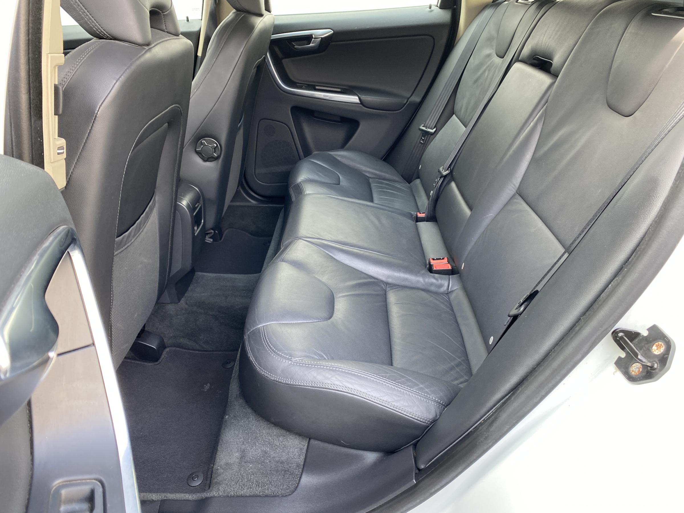 Volvo XC60, 2013 - pohled č. 11