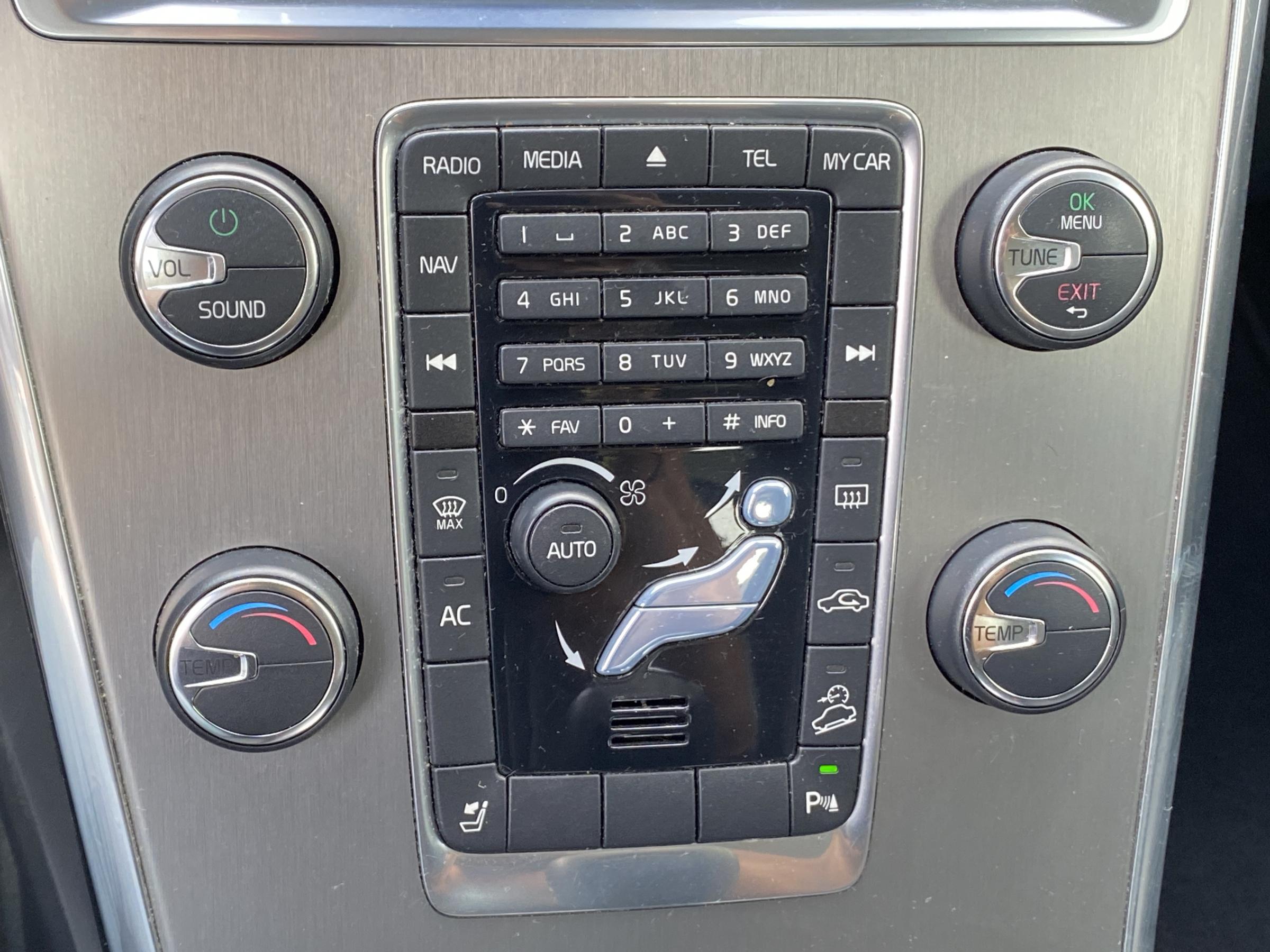 Volvo XC60, 2013 - pohled č. 17