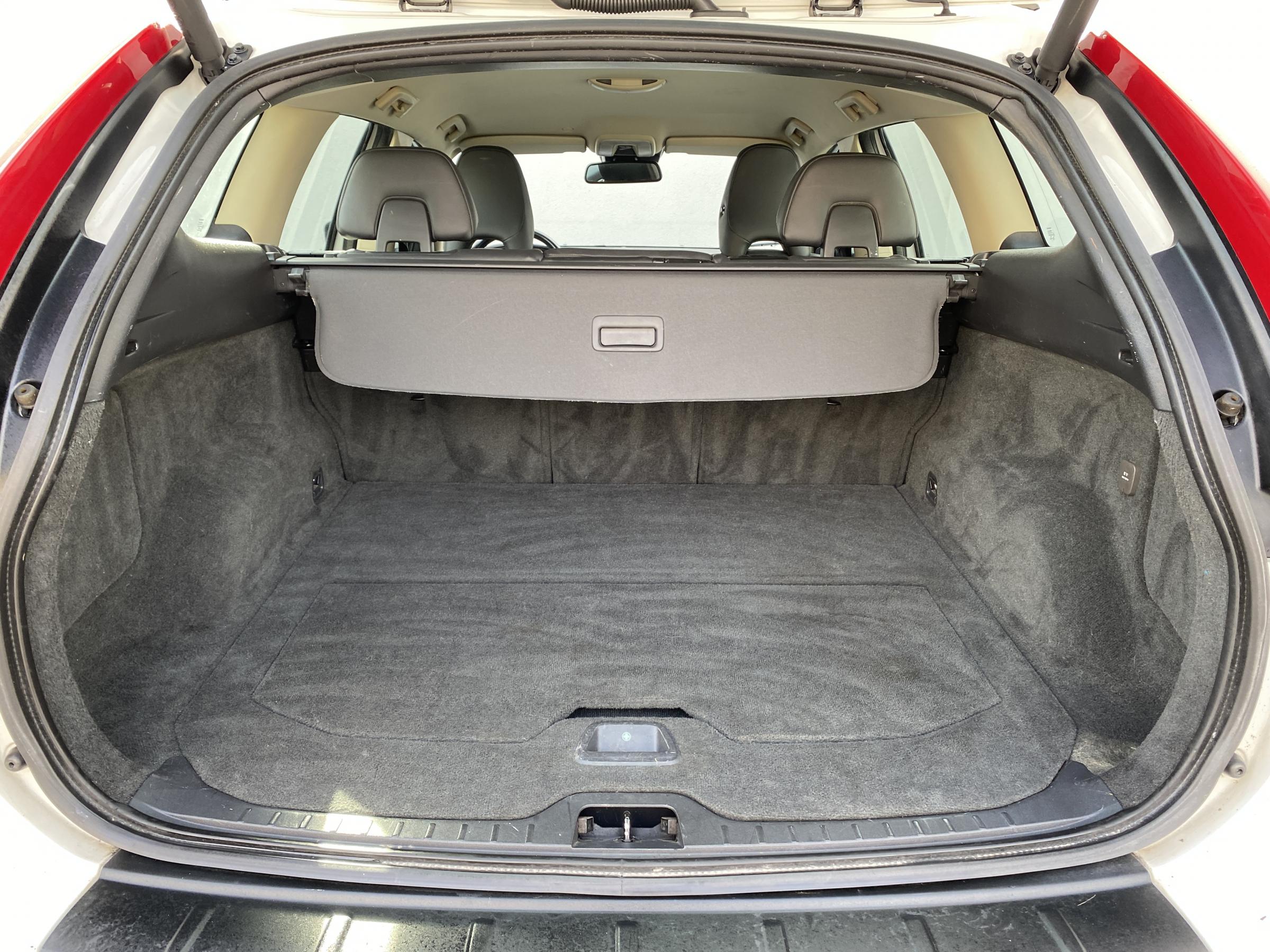 Volvo XC60, 2013 - pohled č. 7