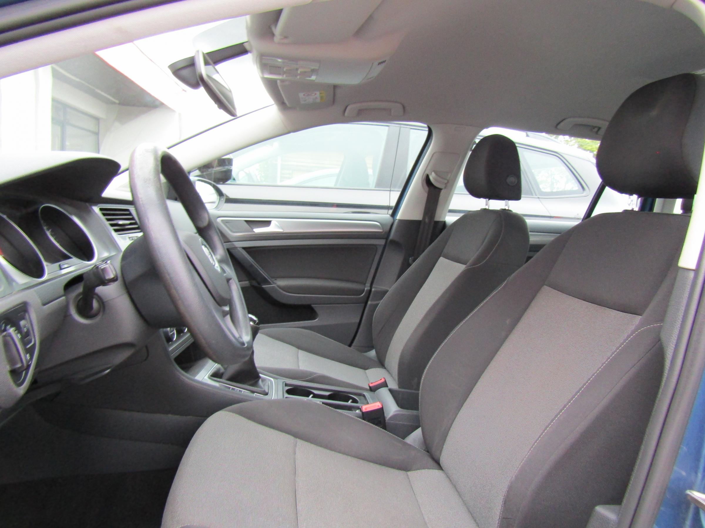 Volkswagen Golf, 2015 - pohled č. 9