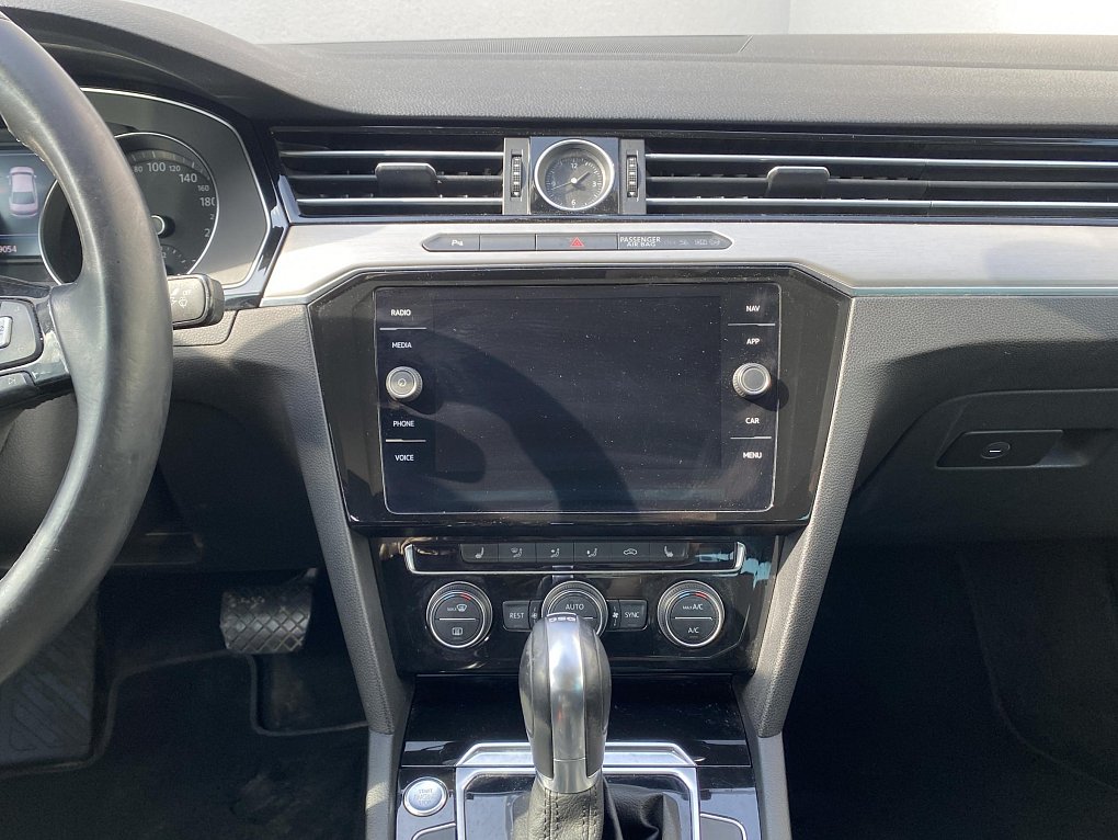 Volkswagen Passat 2.0 TDi Highline