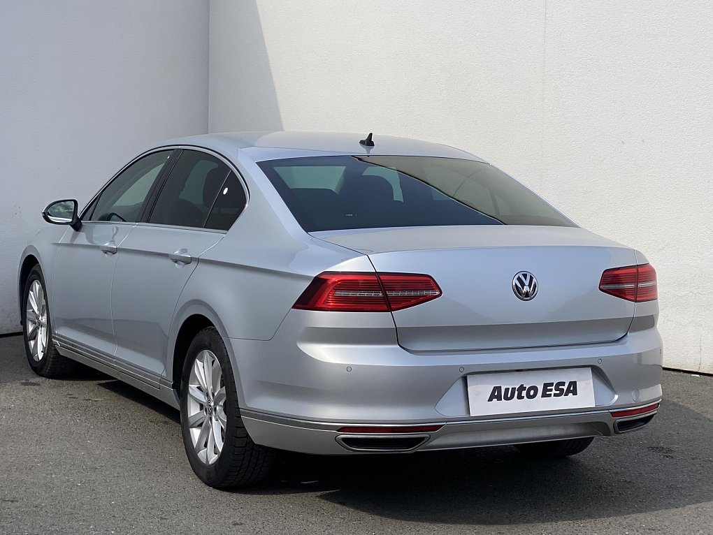 Volkswagen Passat 2.0 TDi Highline