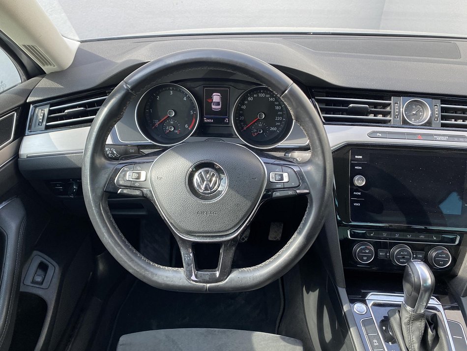 Volkswagen Passat 2.0 TDi Highline