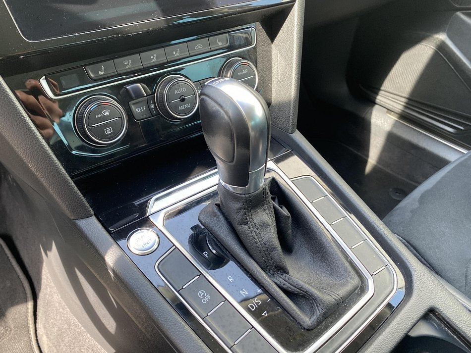 Volkswagen Passat 2.0 TDi Highline