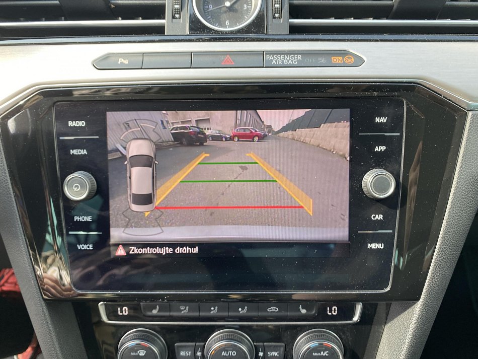 Volkswagen Passat 2.0 TDi Highline