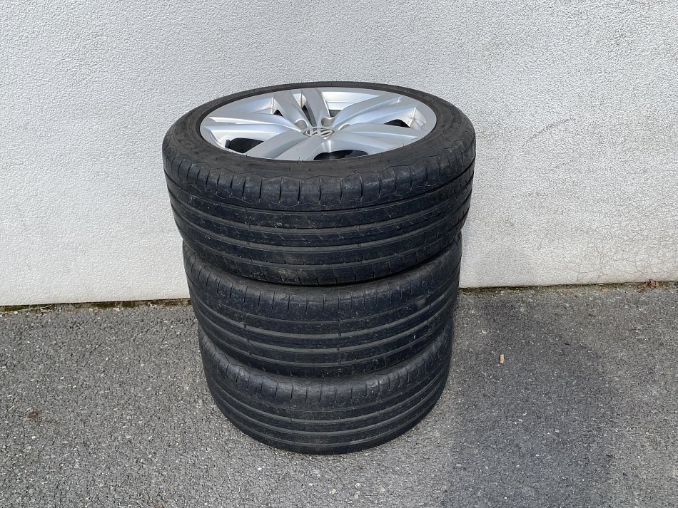 Volkswagen Passat 2.0 TDi Highline