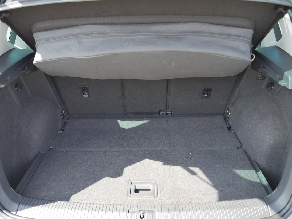 Volkswagen Sportsvan 1.4 TSi 