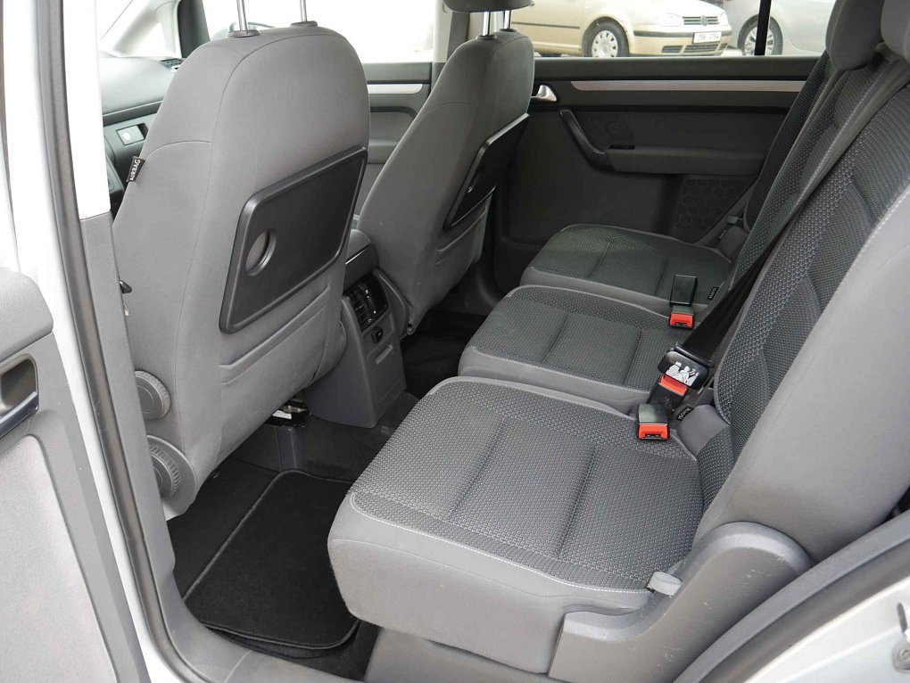 Volkswagen Touran 1.4TSI 