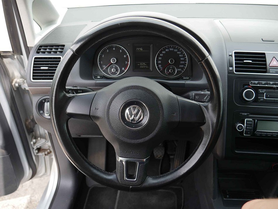 Volkswagen Touran 1.4TSI 