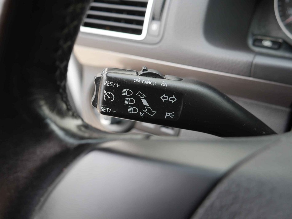 Volkswagen Touran 1.4TSI 