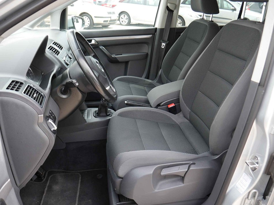 Volkswagen Touran 1.4TSI 