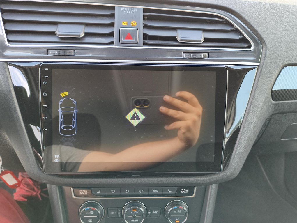 Volkswagen Tiguan 2.0 TDi R-Line 4X4