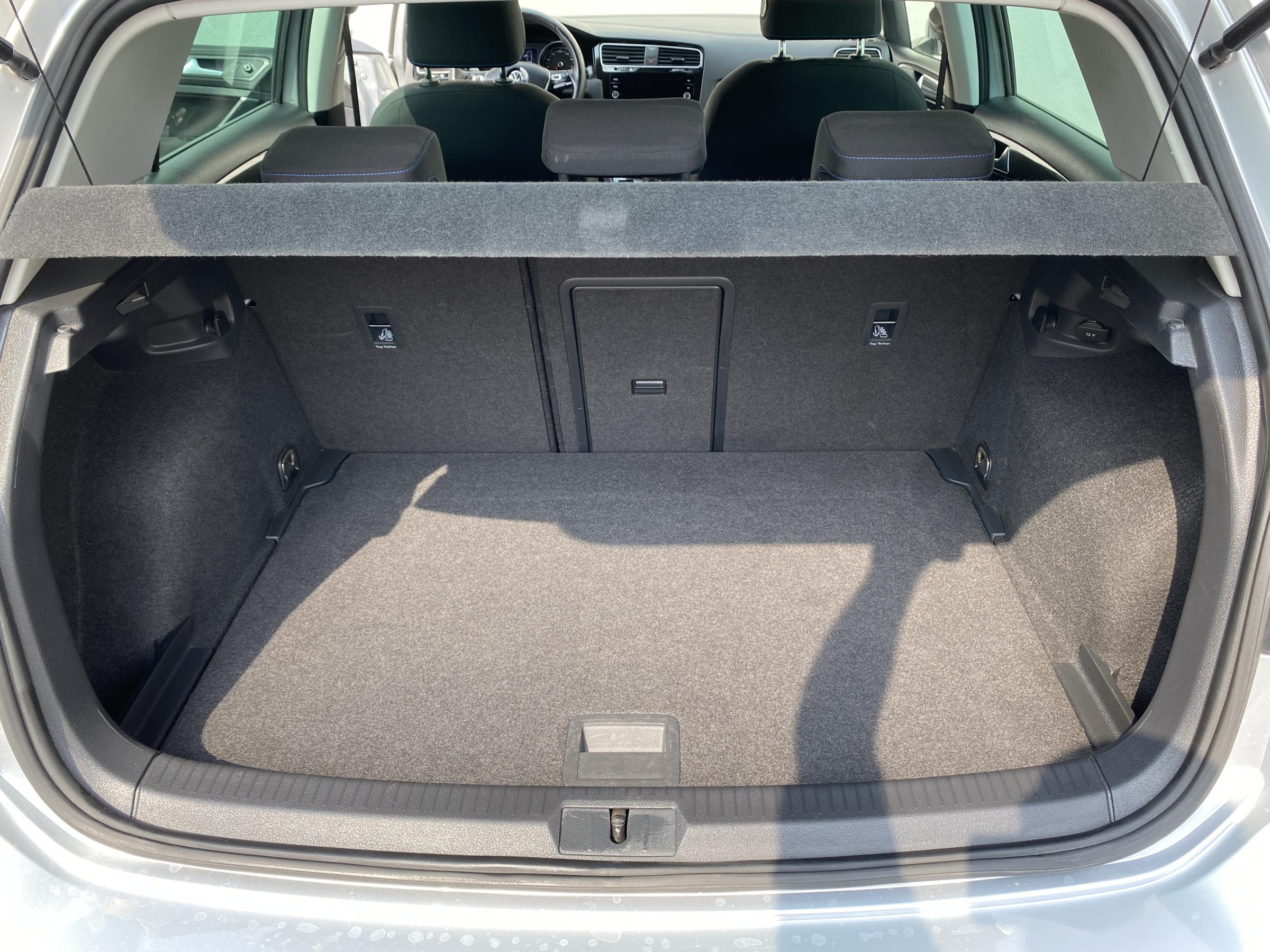 Volkswagen Golf, 2018 - pohled č. 7