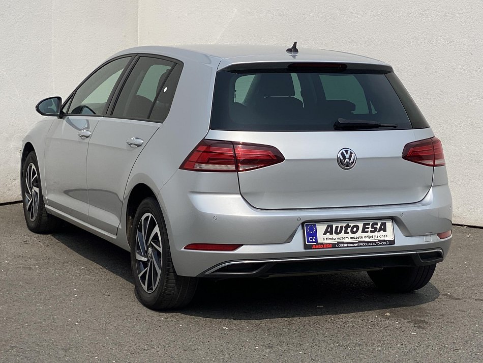 Volkswagen Golf 1.5 TSi Join