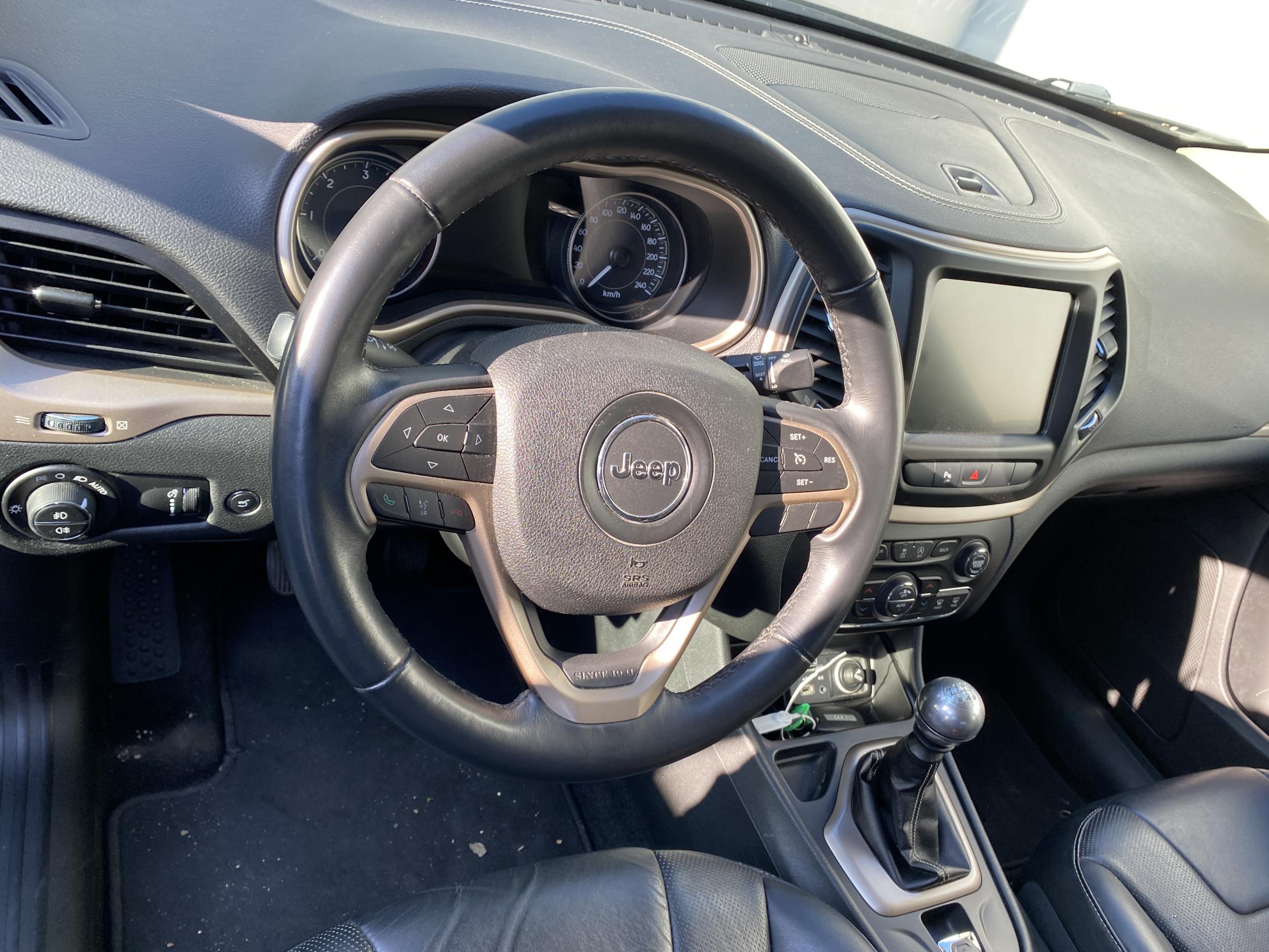 Jeep Cherokee, 2014 - pohled č. 13