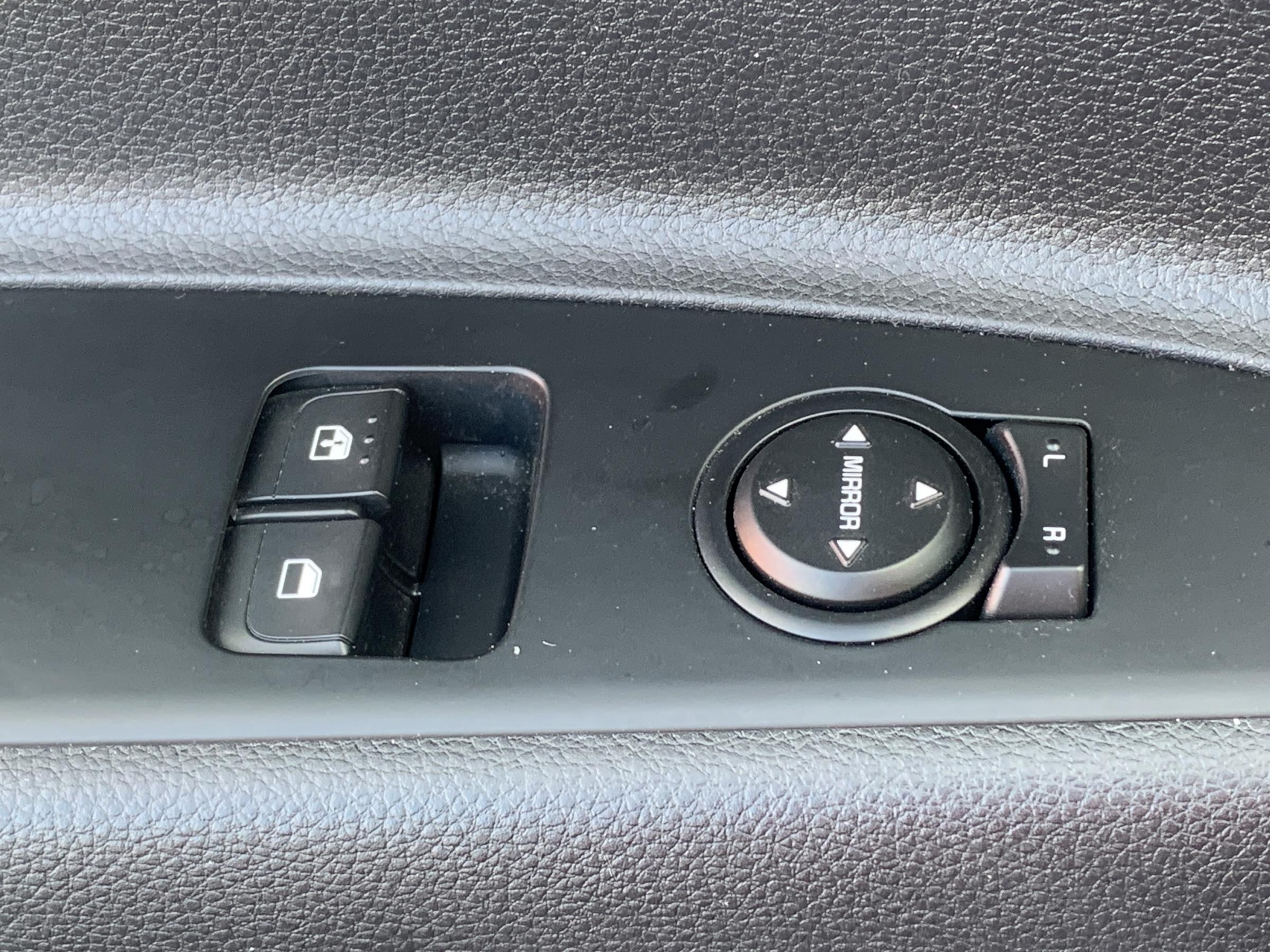 Kia Stonic, 2021 - pohled č. 18