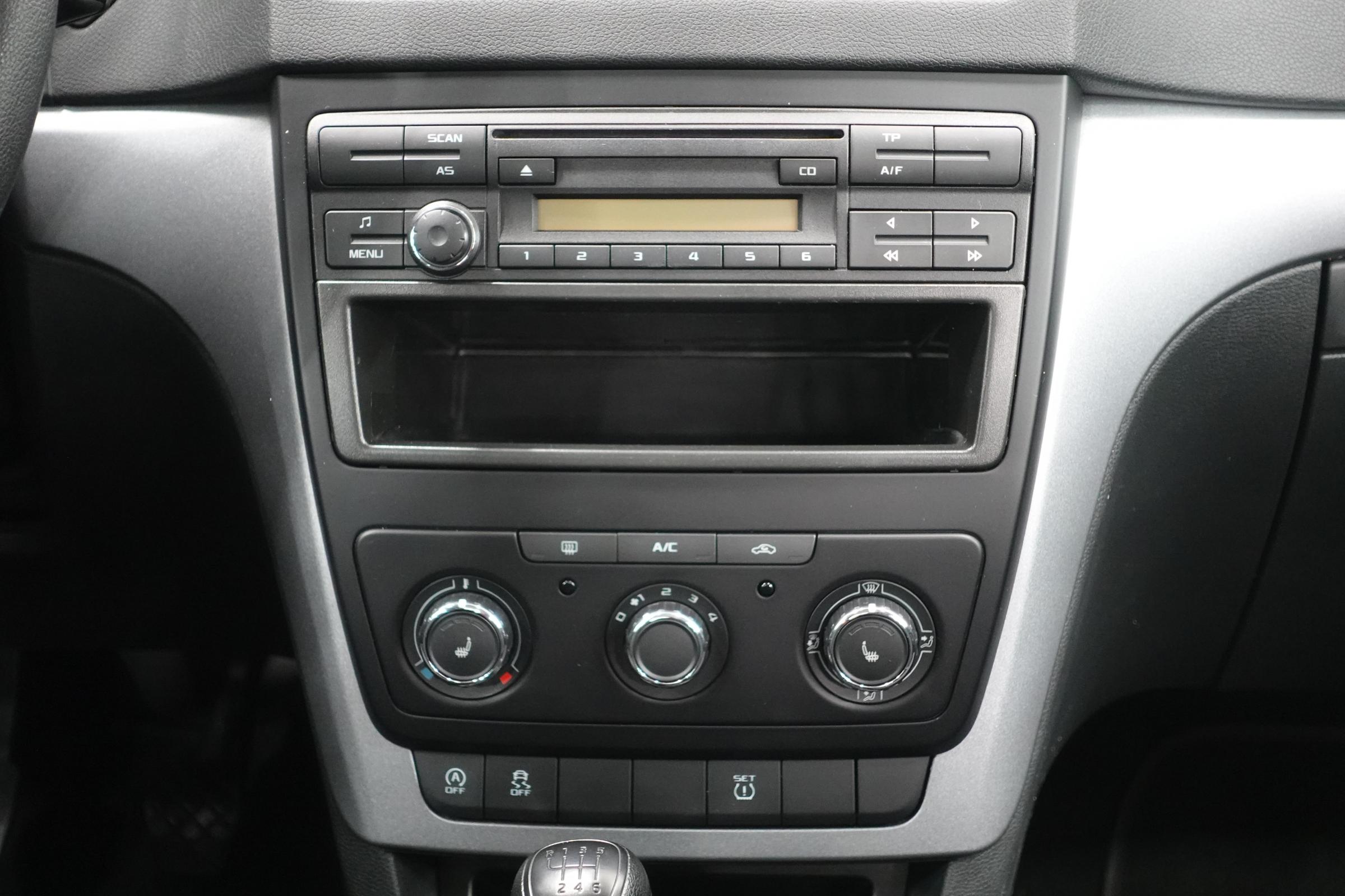 Škoda Yeti, 2015 - pohled č. 13