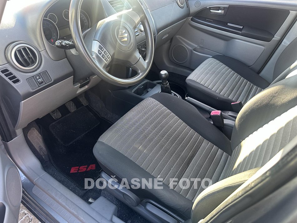 Suzuki SX4 1.6 i 