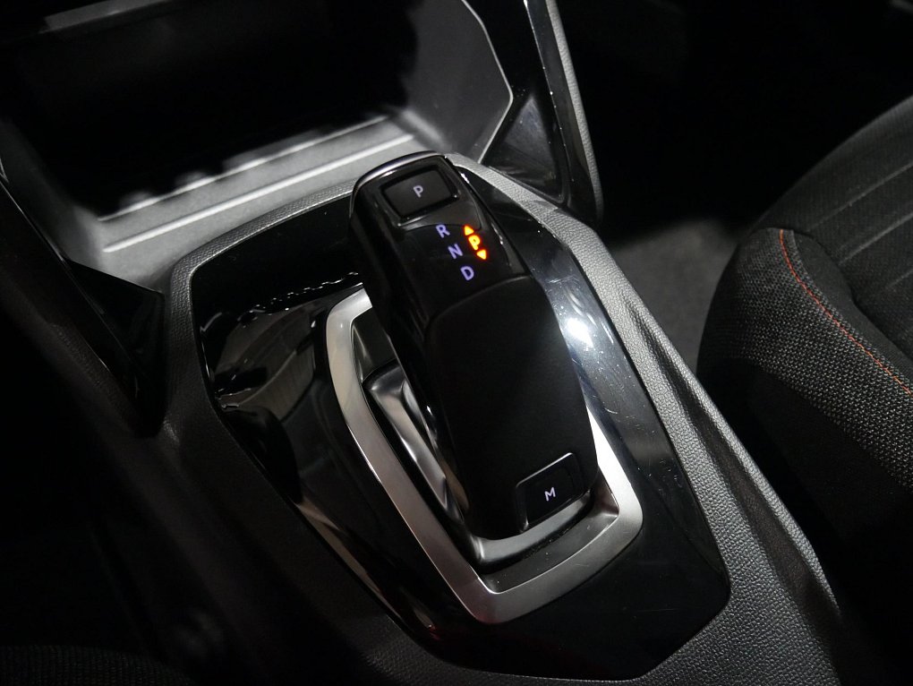 Peugeot 208 1.2PT Business