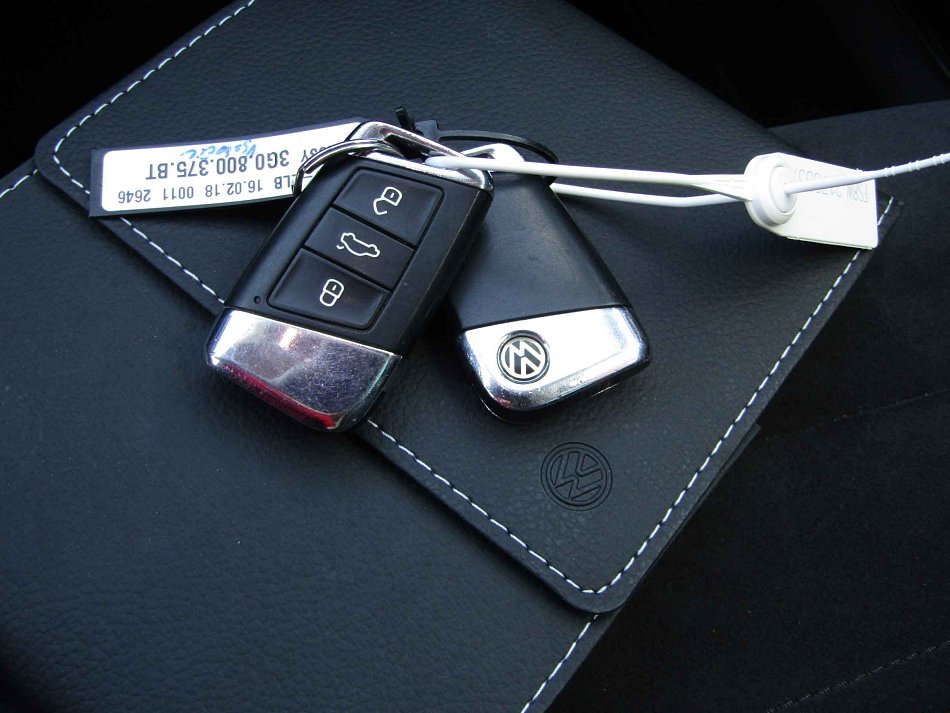 Volkswagen Passat 2.0TDi R-Line