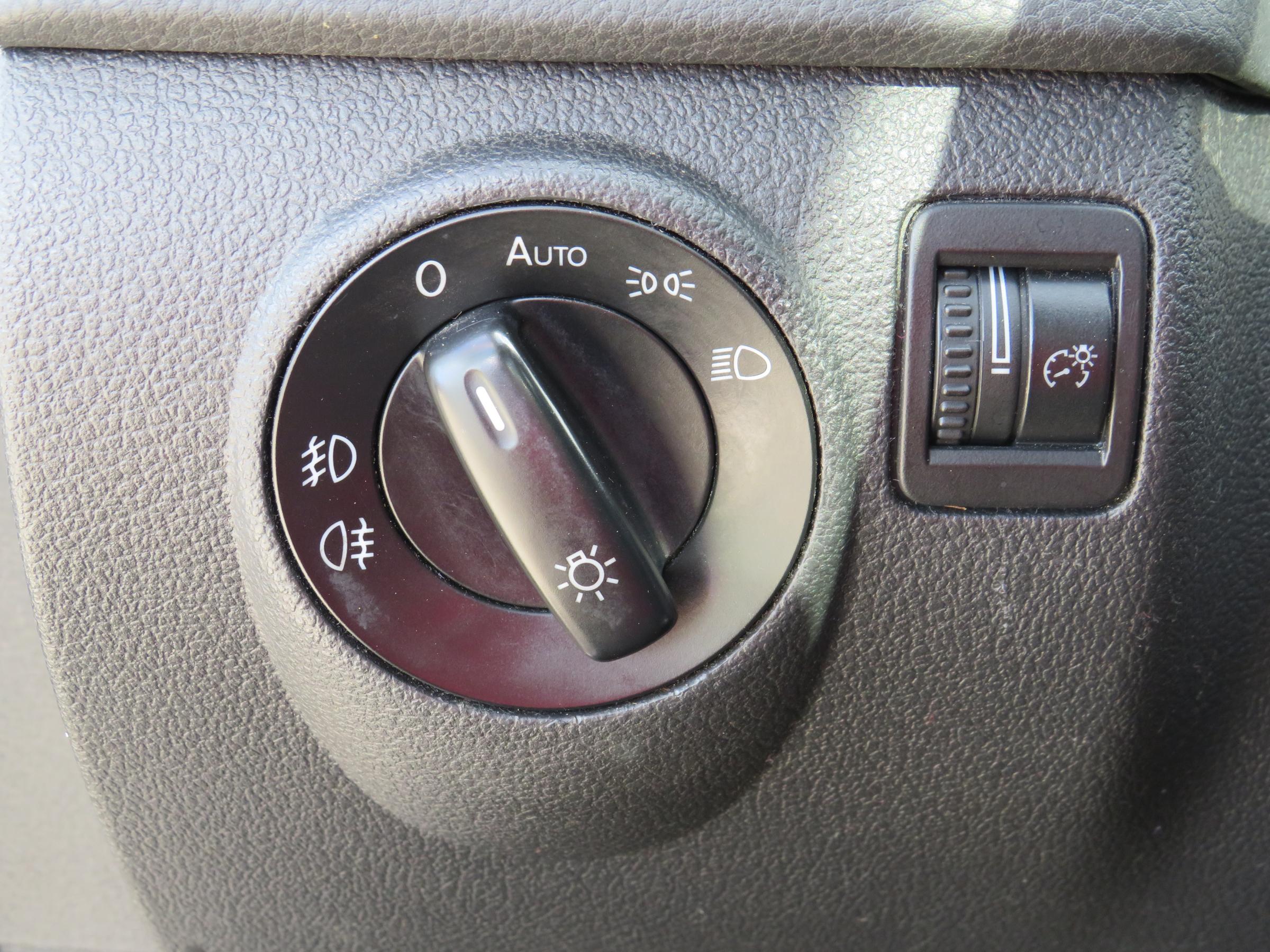 Volkswagen Tiguan, 2008 - pohled č. 13