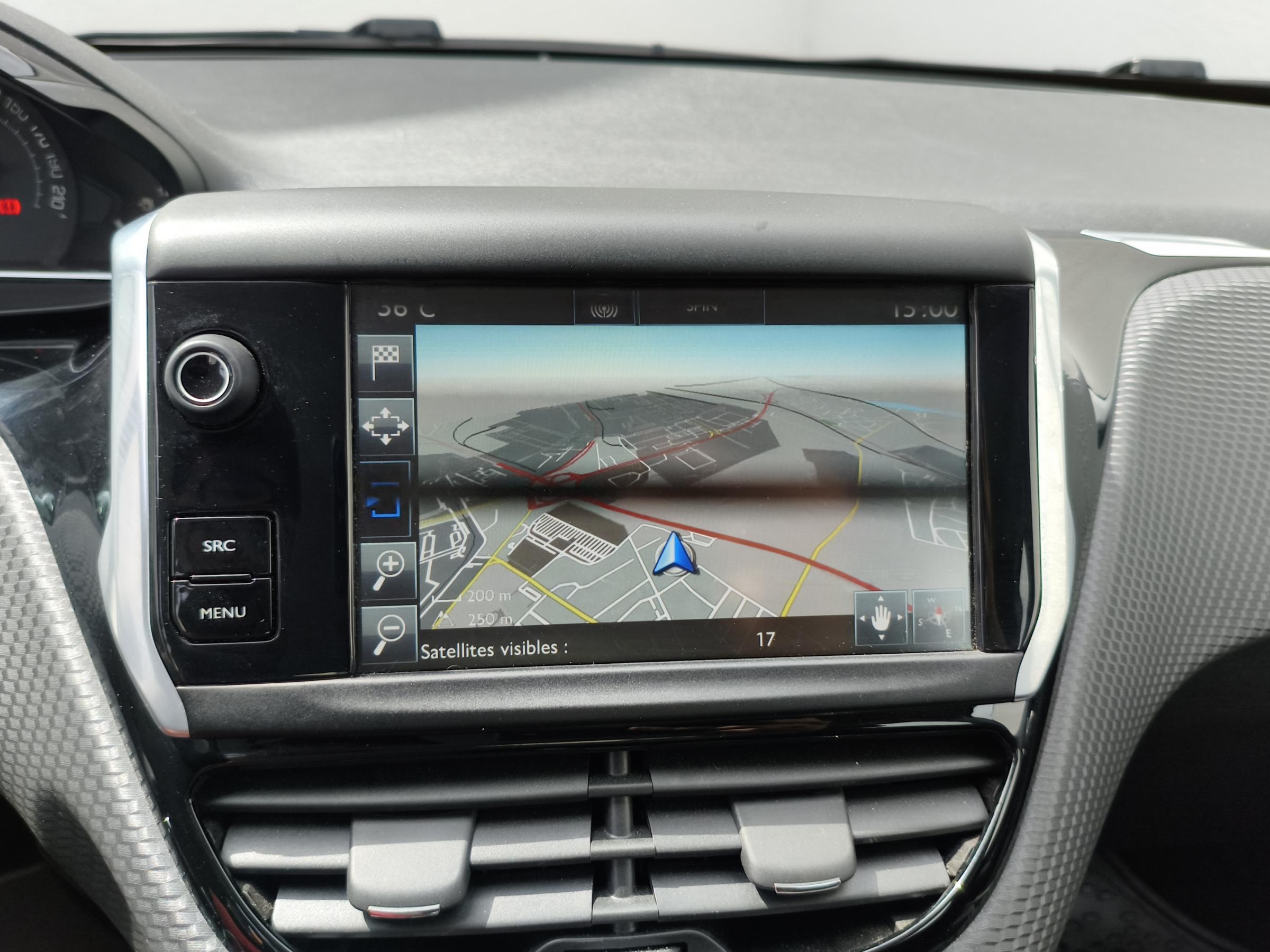 Peugeot 208, 2015 - pohled č. 12